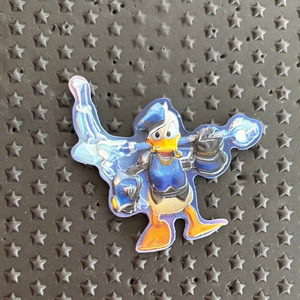 Disney Parks 2023 Mirrorverse Donald Duck Limited Release Pin